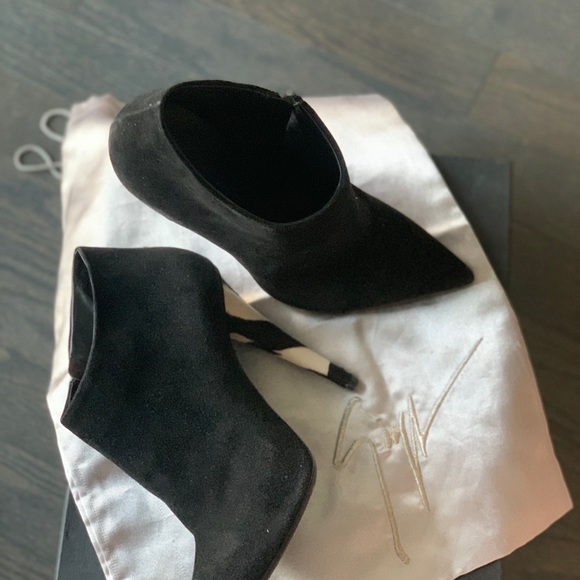 Giuseppe Zanotti Black Suede Ankle Boots EU 37 - Picture 3 of 10